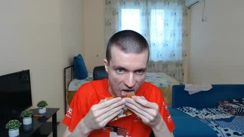 Snapshot of slavaxxx777 chatting on May 2026 02:29:02 AM Slava GAY. PVT OPEN. online show from May 2026 02:29:02 AM