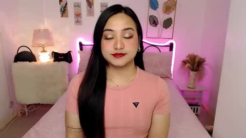 Queen Cyrine online show from January 2026 10:35:02 PM