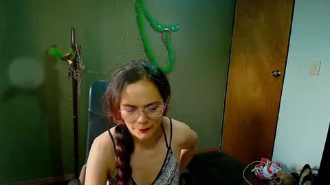 Snapshot of slavefuck chatting on January 2025 10:12:02 PM SlaveFuck online show from January 2025 10:12:02 PM