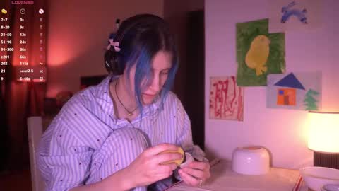 Sonya online show from November 2025 09:13:02 PM