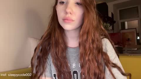 Snapshot of sleepycode002 chatting on January 2025 12:06:02 AM JoO online show from January 2025 12:06:02 AM