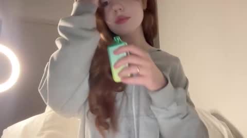 Snapshot of sleepycode002 chatting on September 2025 10:00:01 PM JoO online show from September 2025 10:00:01 PM