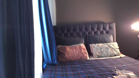 Snapshot of slemgem chatting on September 2025 10:30:01 AM Slemgem Amy friends online show from September 2025 10:30:01 AM