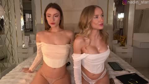 Slemgem Amy  friends online show from December 2025 05:18:02 PM