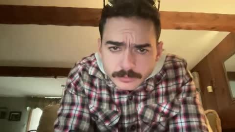 Snapshot of slickmass chatting on November 2025 04:34:02 PM SlickMass online show from November 2025 04:34:02 PM