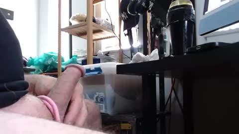 sliderguy699 online show from March 2025 08:40:01 PM