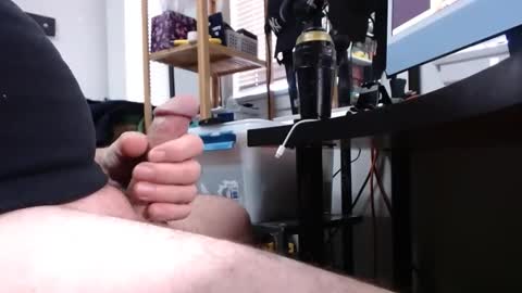 sliderguy699 online show from March 2025 12:41:01 PM