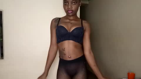 slim_desire online show from November 2025 12:21:02 AM