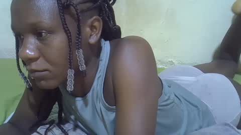 Snapshot of slim_girl3 chatting on February 2025 06:04:01 AM slim_girl3 online show from February 2025 06:04:01 AM