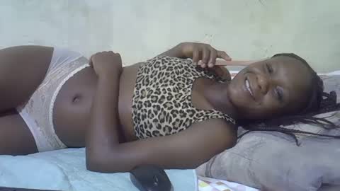 Snapshot of slim_girl3 chatting on February 2025 11:58:01 AM slim_girl3 online show from February 2025 11:58:01 AM