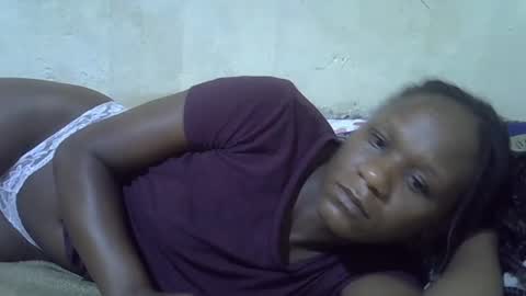 Snapshot of slim_girl3 chatting on February 2025 06:32:02 PM slim_girl3 online show from February 2025 06:32:02 PM