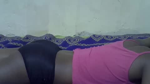 Snapshot of slim_girl3 chatting on March 2025 11:09:02 PM slim_girl3 online show from March 2025 11:09:02 PM