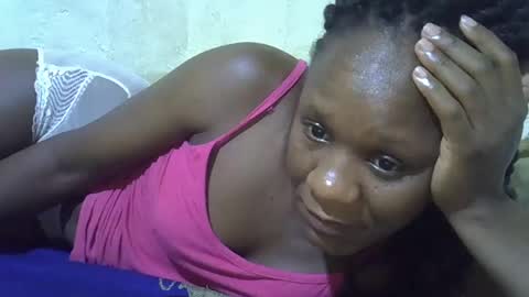 Snapshot of slim_girl3 chatting on March 2025 01:40:01 PM slim_girl3 online show from March 2025 01:40:01 PM