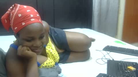 Snapshot of slim_joy chatting on January 2025 06:57:01 PM slim_joy online show from January 2025 06:57:01 PM