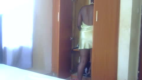 Snapshot of slim_joy chatting on February 2025 12:46:02 PM slim_joy online show from February 2025 12:46:02 PM