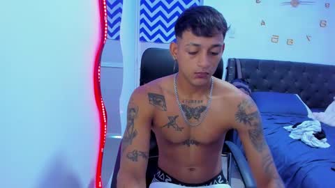 slim_master12 online show from December 2024 08:10:02 PM