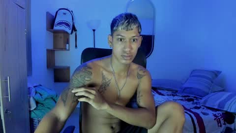 slim_master12 online show from February 2025 10:37:02 AM