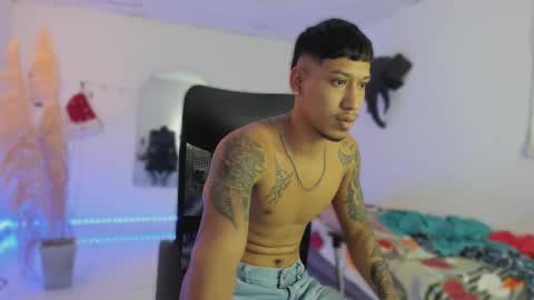 slim_master12 online show from December 2025 11:10:01 PM