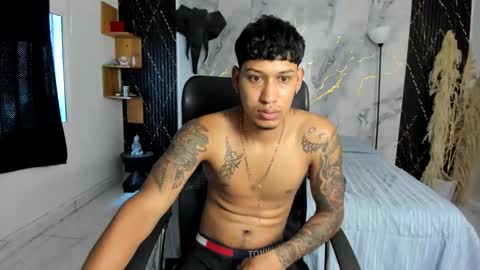 slim_master12 online show from May 2026 06:04:01 PM
