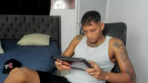 slim_master12 online show from July 2026 04:41:01 AM
