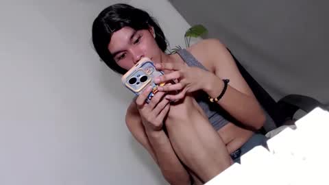 slim_nathalia online show from April 2026 01:52:02 PM