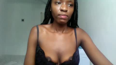slimandthick1 online show from April 2026 07:09:01 AM