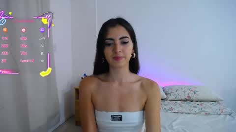 Snapshot of slimbaby69 chatting on May 2026 11:43:02 PM Ivi online show from May 2026 11:43:02 PM