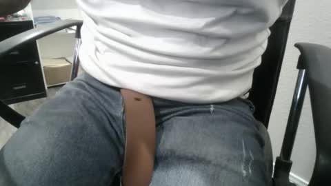 Snapshot of slimjimorange9 chatting on May 2026 09:54:02 PM slimjimorange9 online show from May 2026 09:54:02 PM