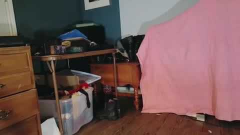 sloanefluxxx online show from October 2025 06:43:01 AM