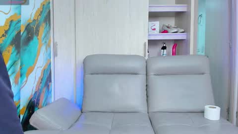 Shellsy  Jack AND THE GREAT Luis MODERATING  online show from November 2025 06:29:01 PM