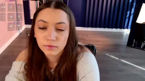 Snapshot of slow_flower chatting on May 2026 12:32:02 PM Emilia online show from May 2026 12:32:02 PM