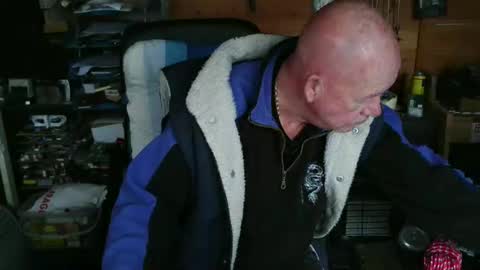 slutboybot online show from November 2025 10:03:01 AM