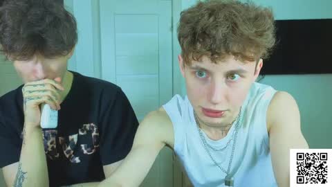 sluttsavage online show from April 2026 09:15:01 PM