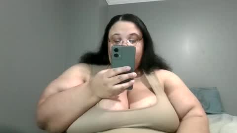 Snapshot of sluttyjess31 chatting on June 2026 12:57:02 AM Jessica online show from June 2026 12:57:02 AM