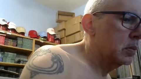 Snapshot of sluttyslave81 chatting on May 2026 07:02:02 AM sluttyslave81 online show from May 2026 07:02:02 AM