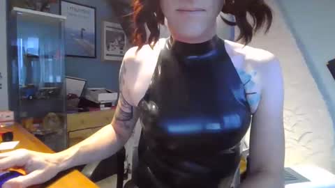 Snapshot of sluttytoy83 chatting on January 2025 03:50:01 PM sluttytoy83 online show from January 2025 03:50:01 PM