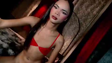 Snapshot of slutxcums_farrah69 chatting on September 2025 03:52:01 AM Dont forget to follow me give me thumbs upIm a New kataluna online show from September 2025 03:52:01 AM
