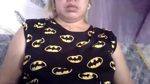 Lovewella online show from September 2025 04:47:01 AM