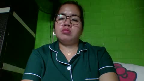 Lovewella online show from December 2025 01:11:01 AM