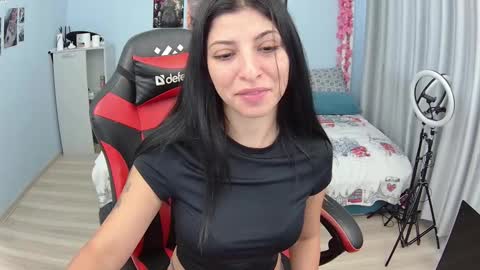 small_horny_girl online show from September 2025 07:55:02 AM