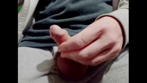 Snapshot of smallhairyuncut chatting on December 2024 08:37:02 PM Small Hairy Uncut online show from December 2024 08:37:02 PM