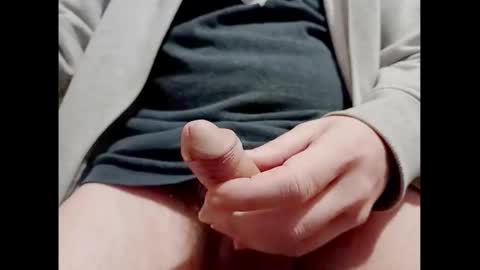 Snapshot of smallhairyuncut chatting on December 2024 08:25:02 PM Small Hairy Uncut online show from December 2024 08:25:02 PM