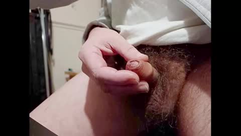 Snapshot of smallhairyuncut chatting on January 2025 10:02:01 PM Small Hairy Uncut online show from January 2025 10:02:01 PM