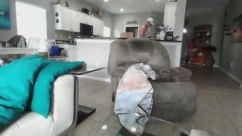 Daddy online show from February 2025 02:05:01 PM