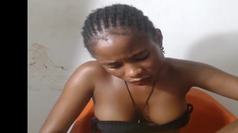 Snapshot of smallsluty chatting on June 2026 09:25:01 PM smallsluty online show from June 2026 09:25:01 PM