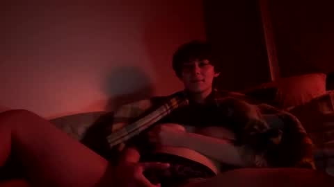 smalltshbigtits online show from November 2025 01:44:02 PM