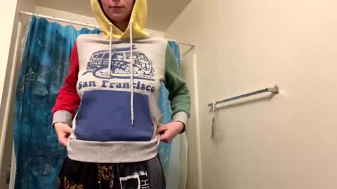 smalltshbigtits online show from April 2026 10:46:02 AM