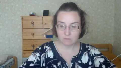 smart_rose online show from September 2025 12:16:01 PM