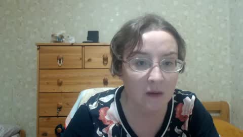 smart_rose online show from April 2026 09:04:01 PM