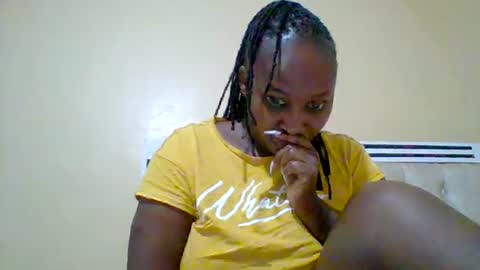 Snapshot of smartqueen1 chatting on July 2026 01:12:01 AM Katerina online show from July 2026 01:12:01 AM